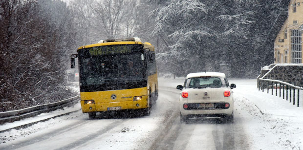 Снег скратио део линија ГСП